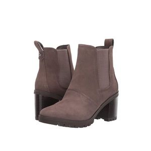 Like New Ugg Women’s Hazel Chunky Heeled Chelsea Ankle Boots in Mole Suede 9.5